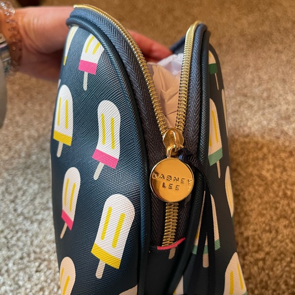 Dabney Lee Popsicle Print Cosmetic Case NWT - Picture 4 of 5